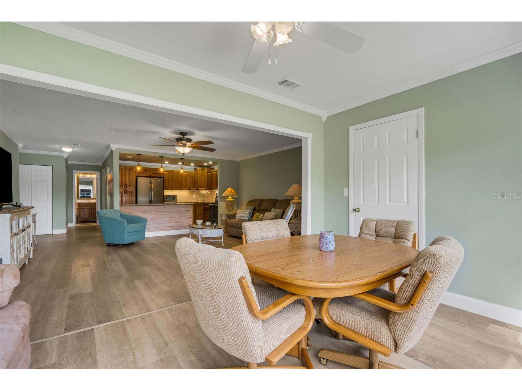 203 Aspen Circle #203 Seminole FL 33777 TB8486370 image14