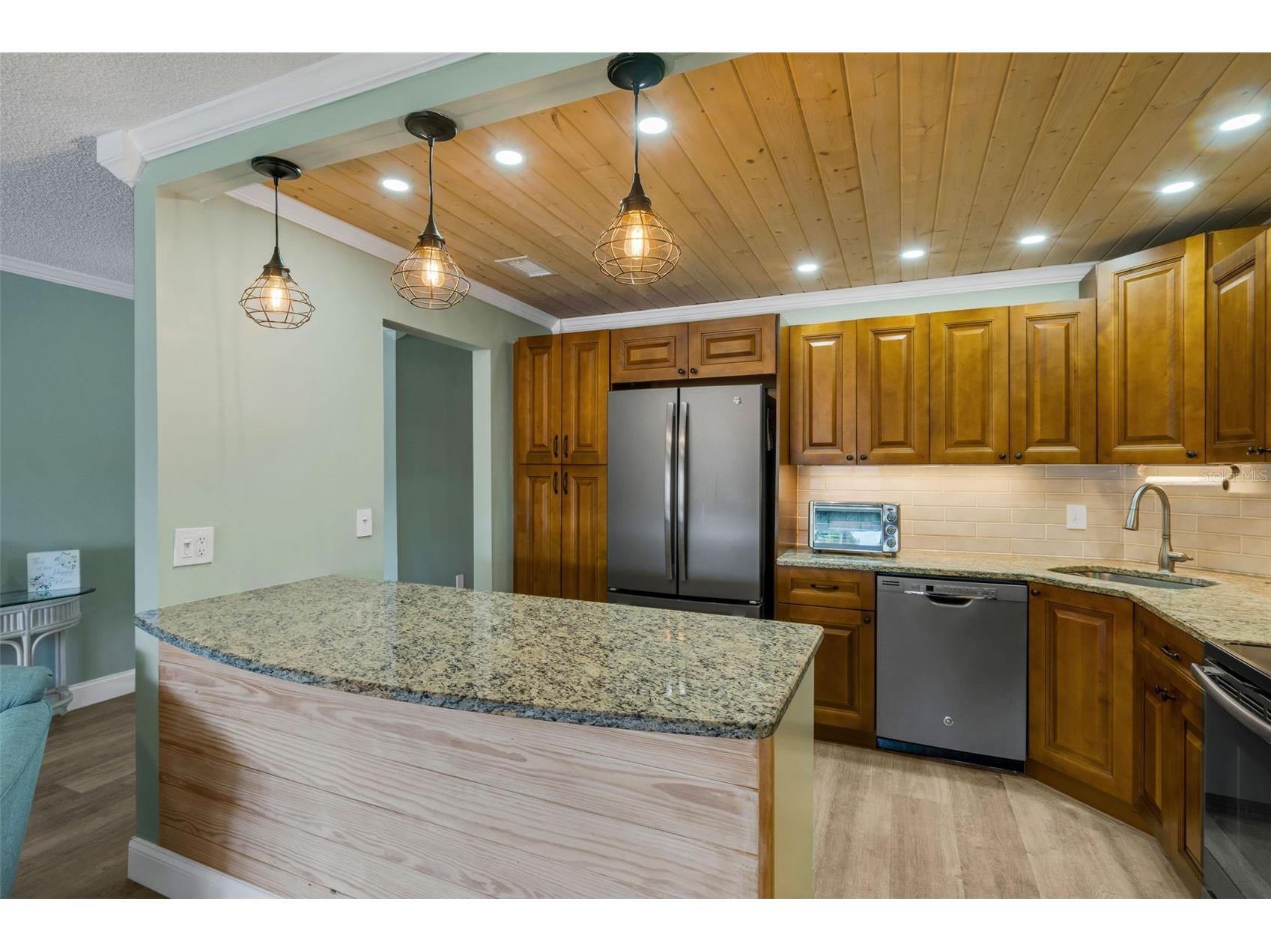 203 Aspen Circle #203 Seminole FL 33777 TB8486370 image15