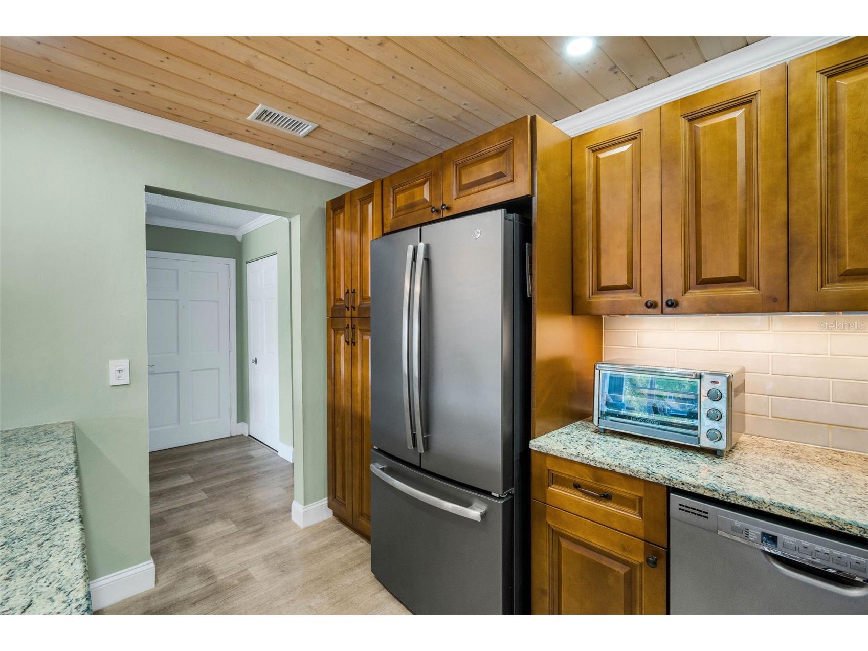 203 Aspen Circle #203 Seminole FL 33777 TB8486370 image19