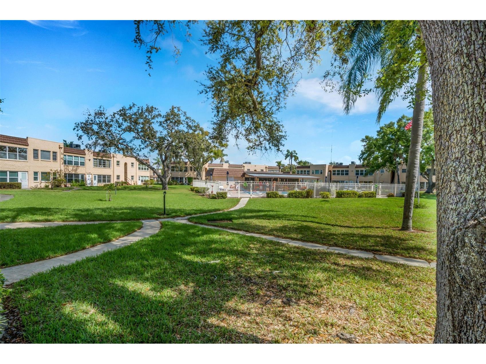 203 Aspen Circle #203 Seminole FL 33777 TB8486370 image25