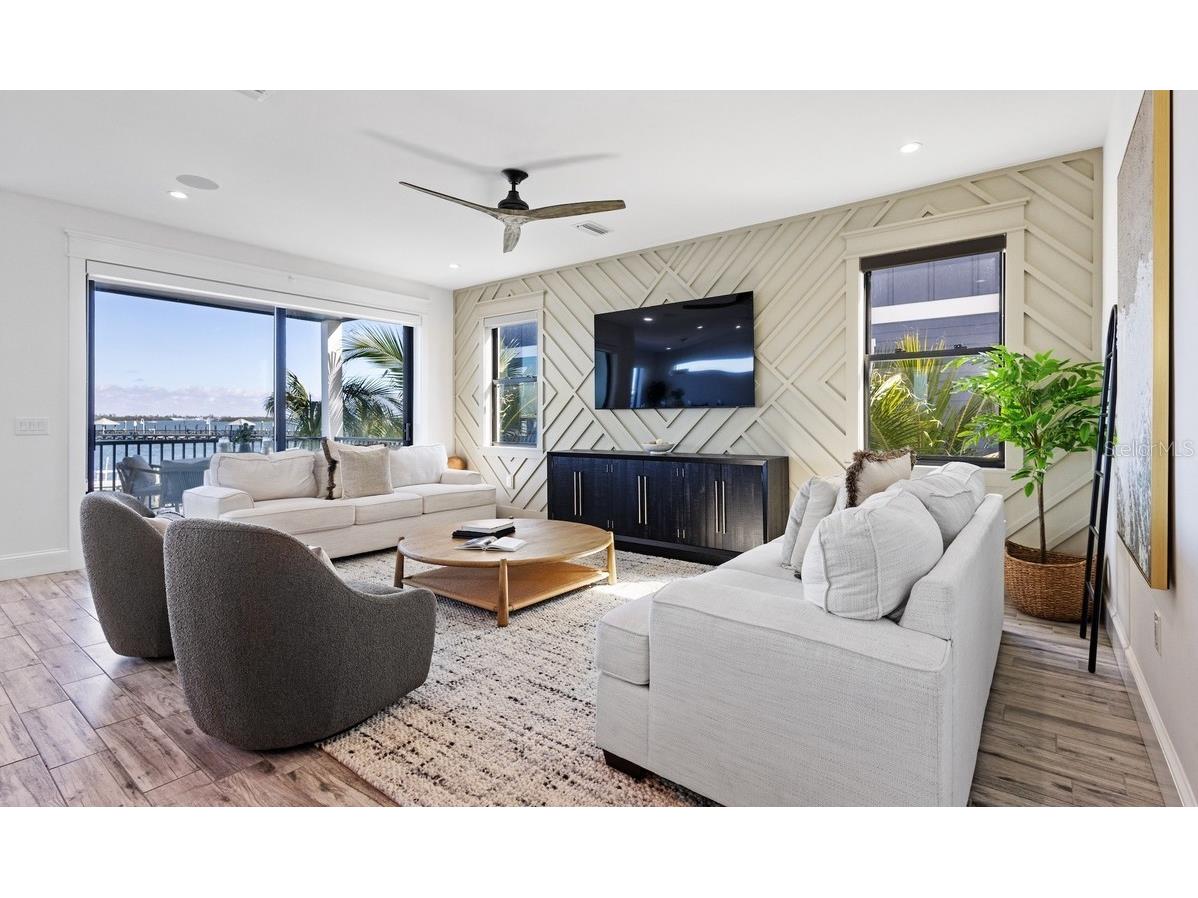 203 Bay Drive N Bradenton Beach FL 34217 A4669703 image10