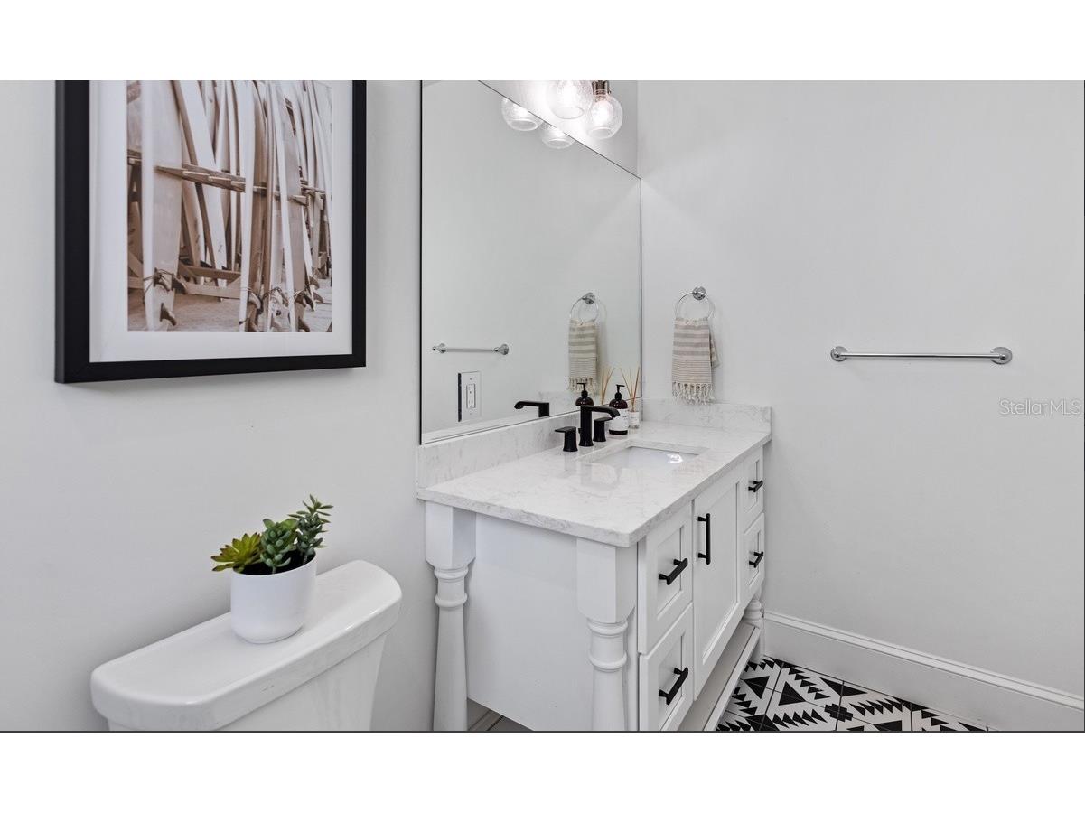 203 Bay Drive N Bradenton Beach FL 34217 A4669703 image28