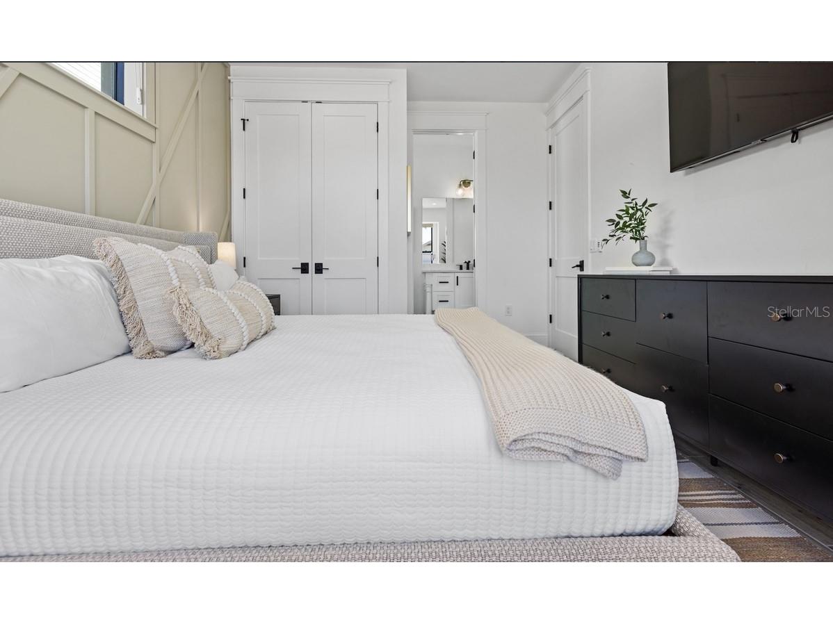 203 Bay Drive N Bradenton Beach FL 34217 A4669703 image39