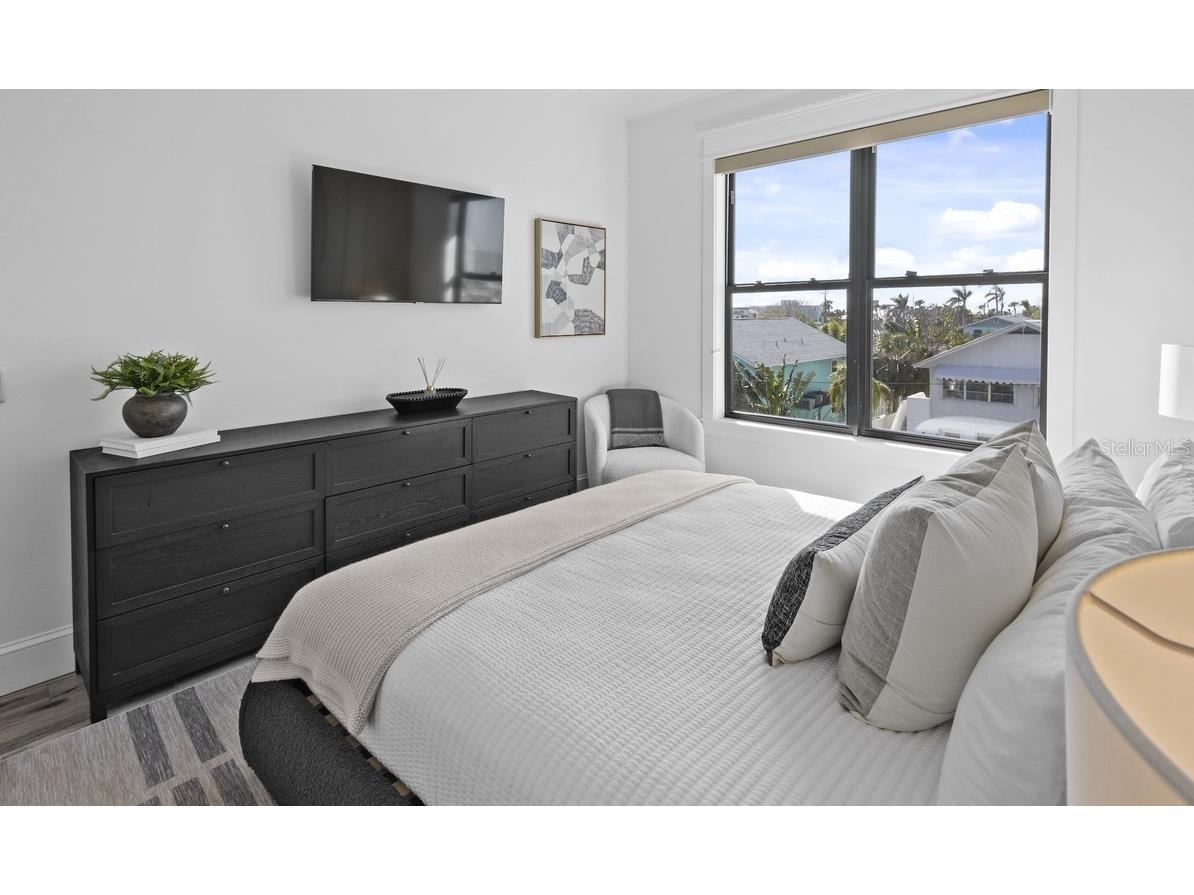 203 Bay Drive N Bradenton Beach FL 34217 A4669703 image49