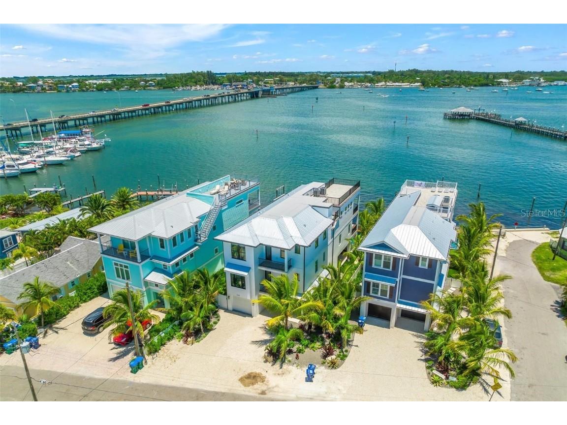 203 Bay Drive N Bradenton Beach FL 34217 A4669703 image5