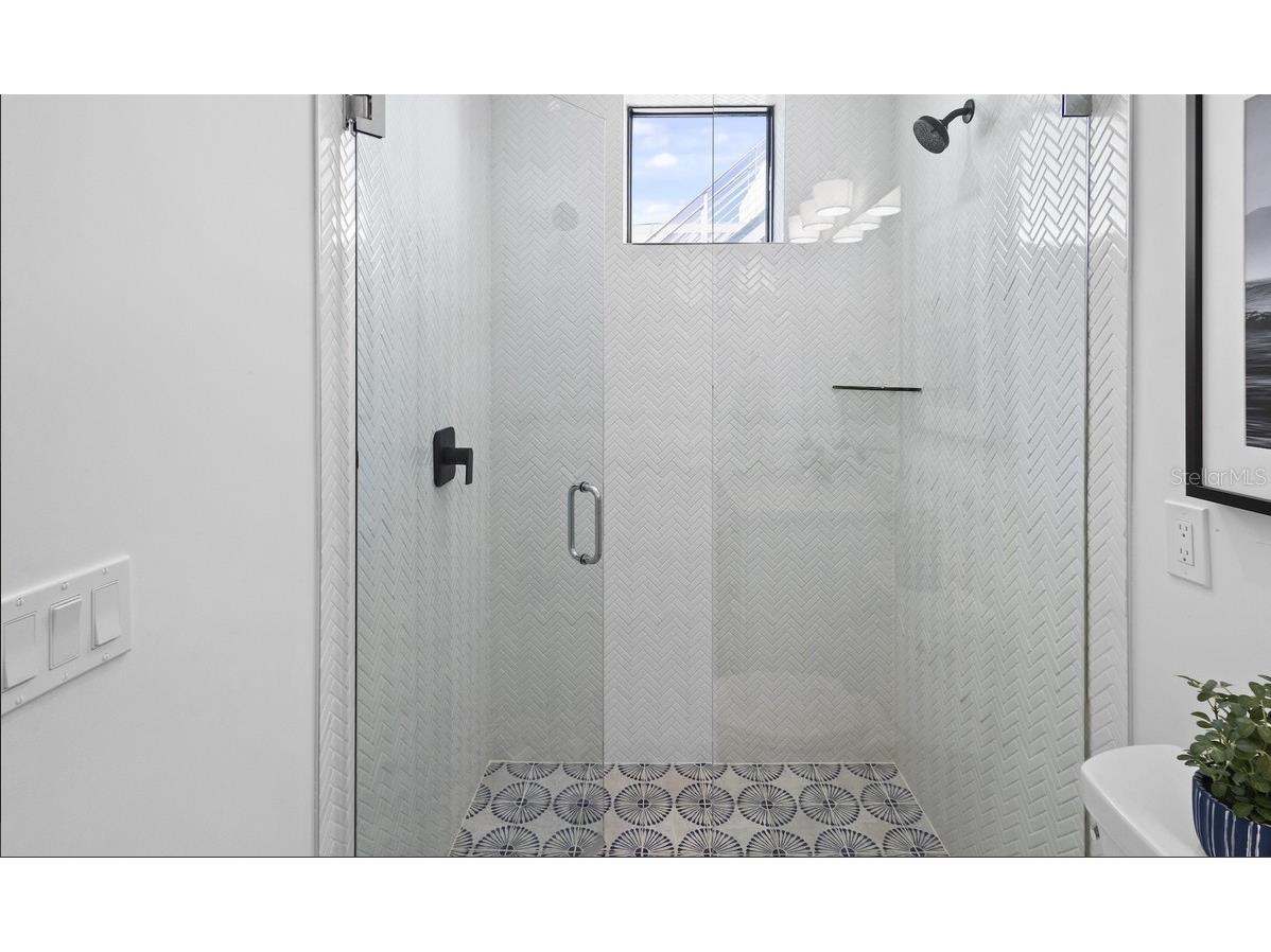 203 Bay Drive N Bradenton Beach FL 34217 A4669703 image50