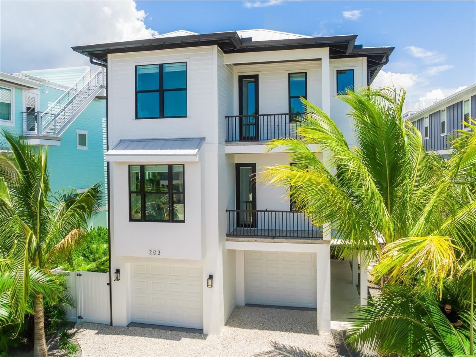203 Bay Drive N Bradenton Beach FL 34217 A4682950 image3