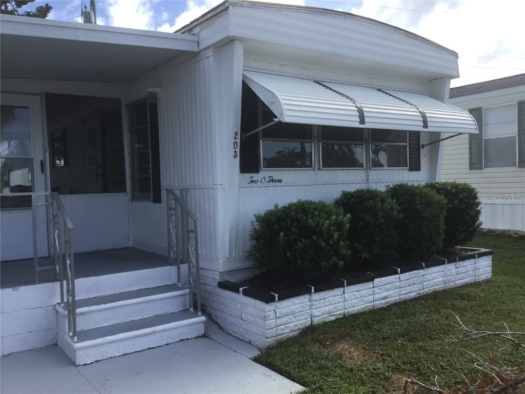 203 Blackburn Boulevard North Port FL 34287 A4551986 image1