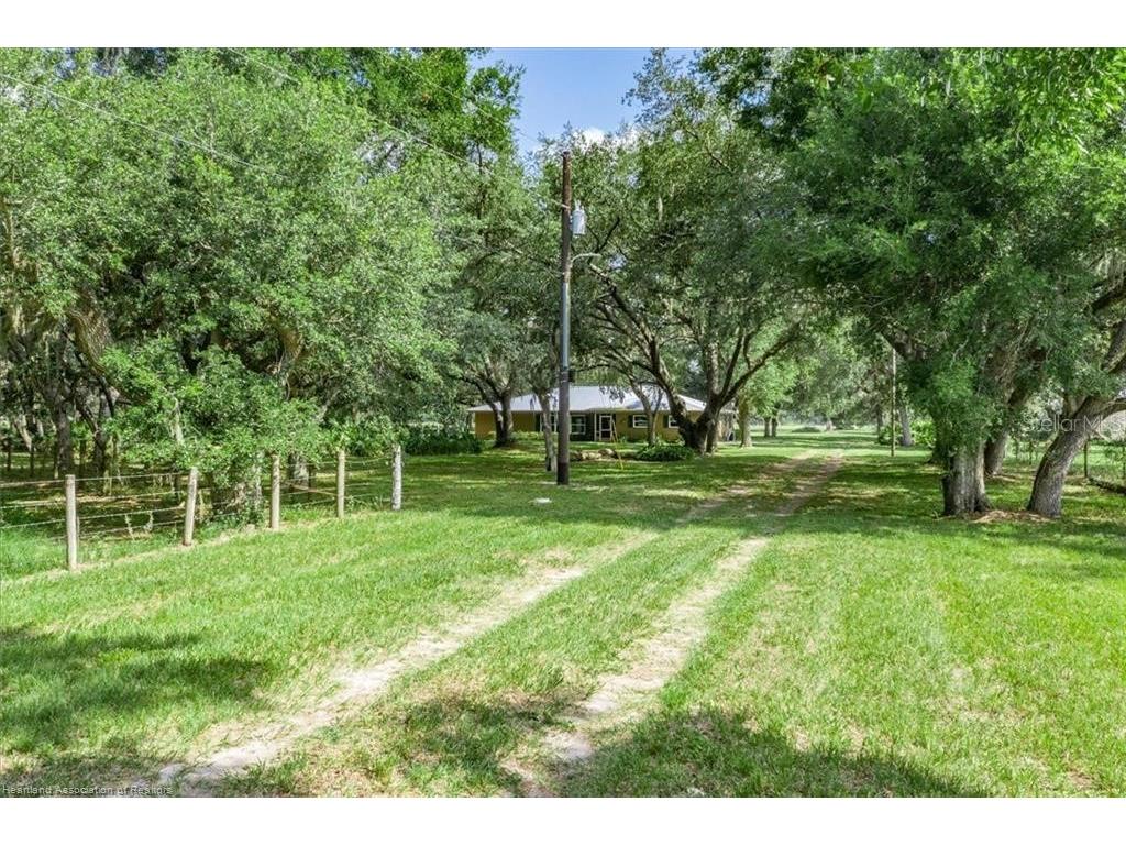 203 Boyer Street Venus FL 33960 L4962109 image4