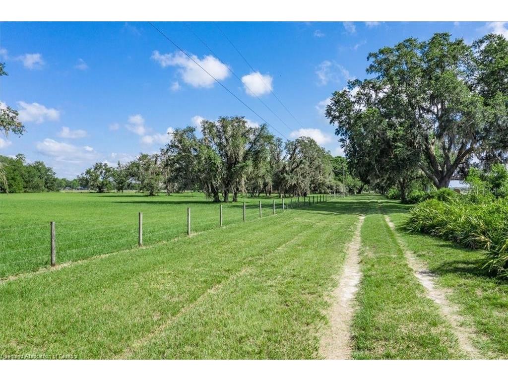 203 Boyer Street Venus FL 33960 L4962109 image7