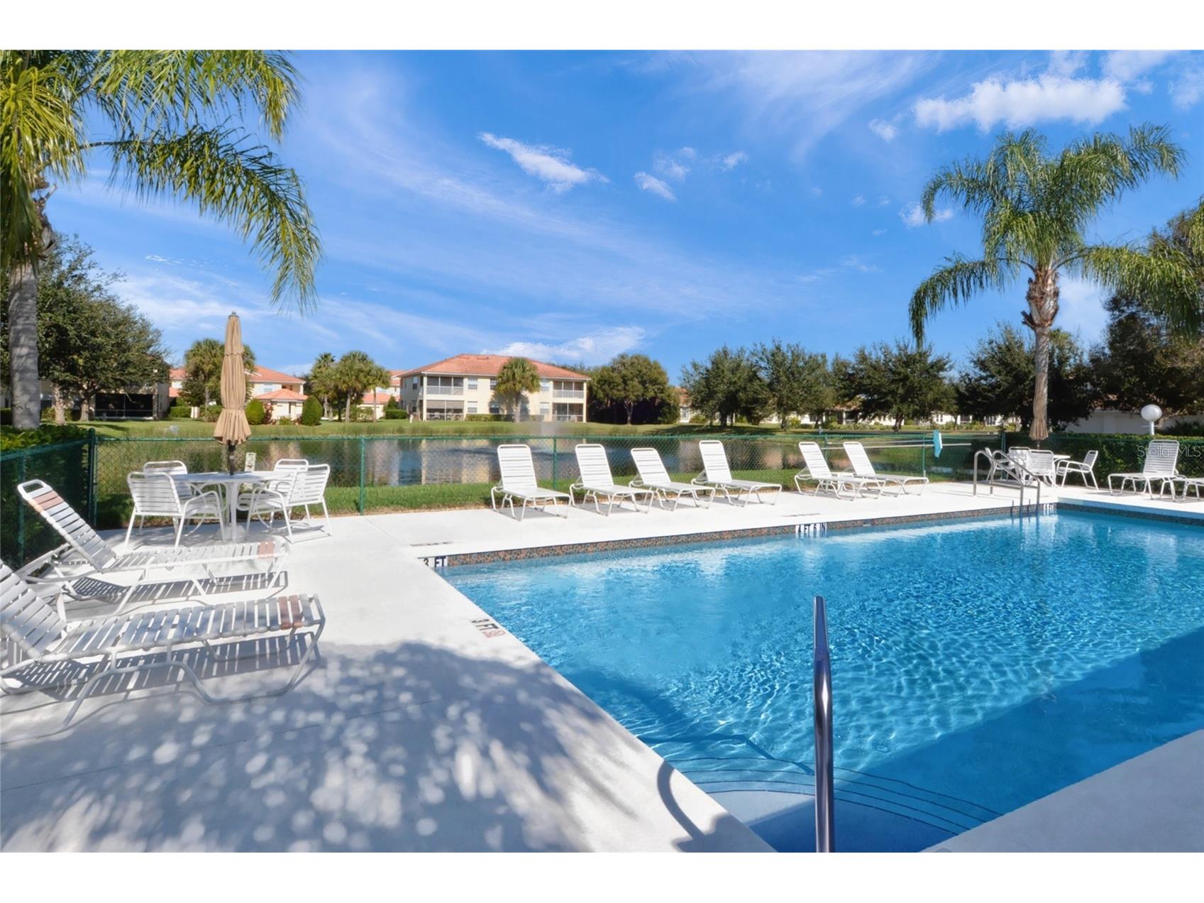 203 Casa Del Lago Way #203 Venice FL 34292 A4681886 image2
