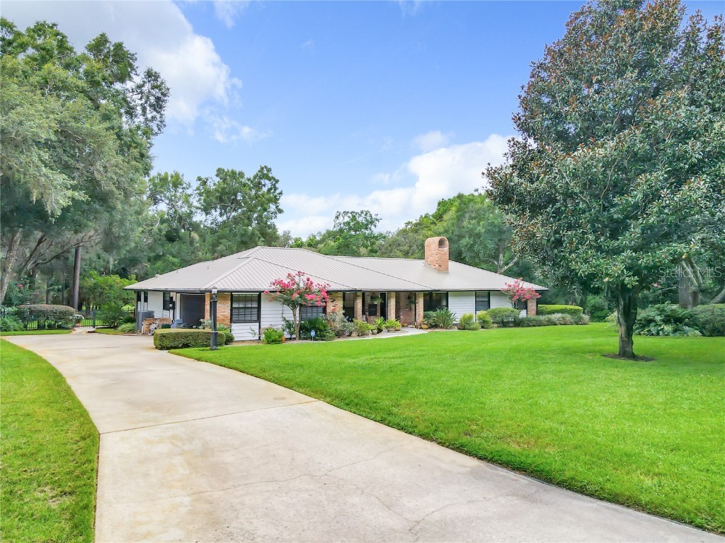 203 E Greentree Lane Lake Mary FL 32746 S5088583 image1