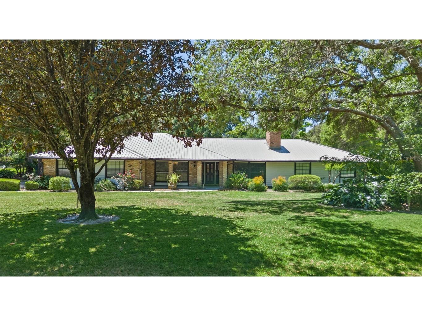 203 E Greentree Lane Lake Mary FL 32746 O6303144 image1