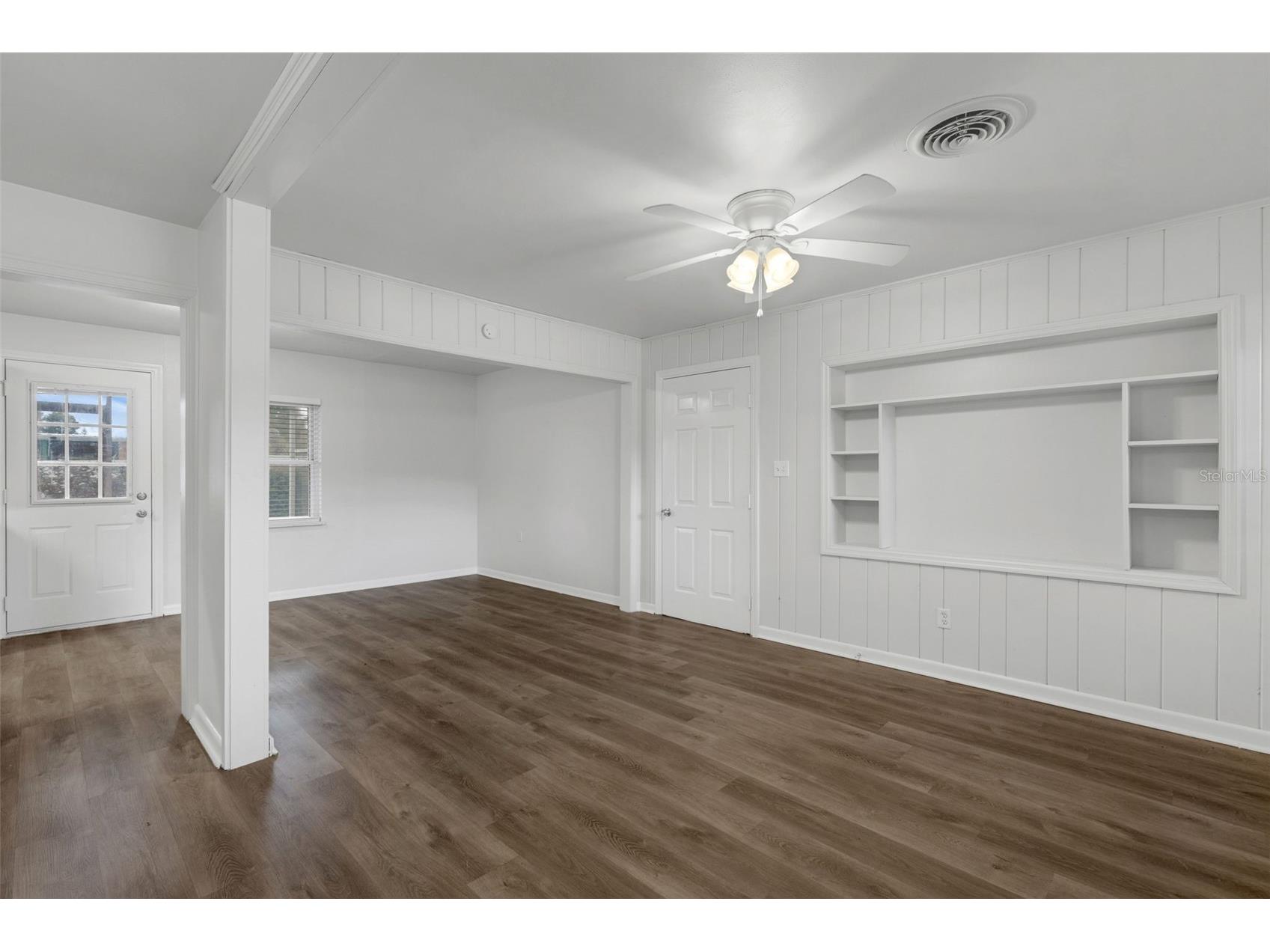 203 E Lakeview Avenue Eustis FL 32726 O6320960 image4