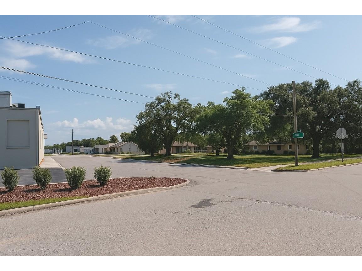 203 Emerald Avenue Lake Wales FL 33853 O6312263 image2