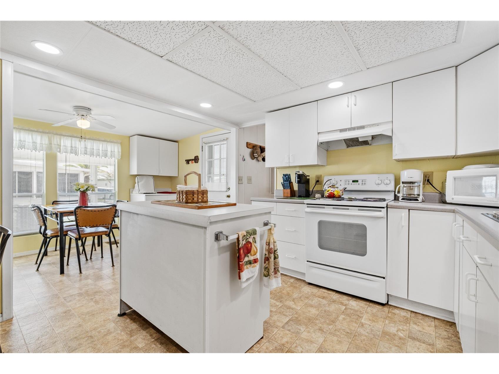 203 Harvest Lane North Fort Myers FL 33917 C7523278 image17