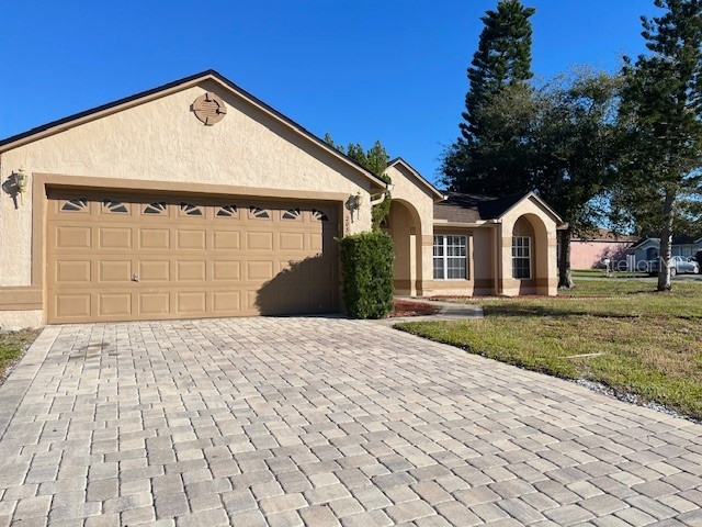 203 Heronwood Circle Deltona FL 32725 V4945680 image1