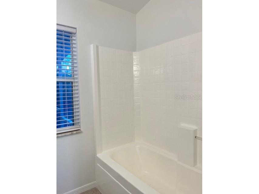 203 Heronwood Circle Deltona FL 32725 V4945680 image16