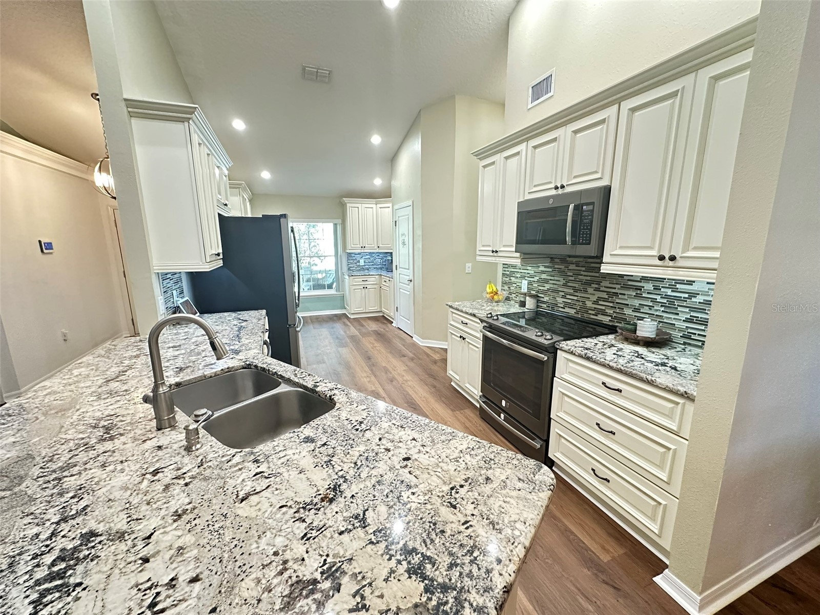 203 Kent Road Lakeland FL 33809 TB8506730 image9