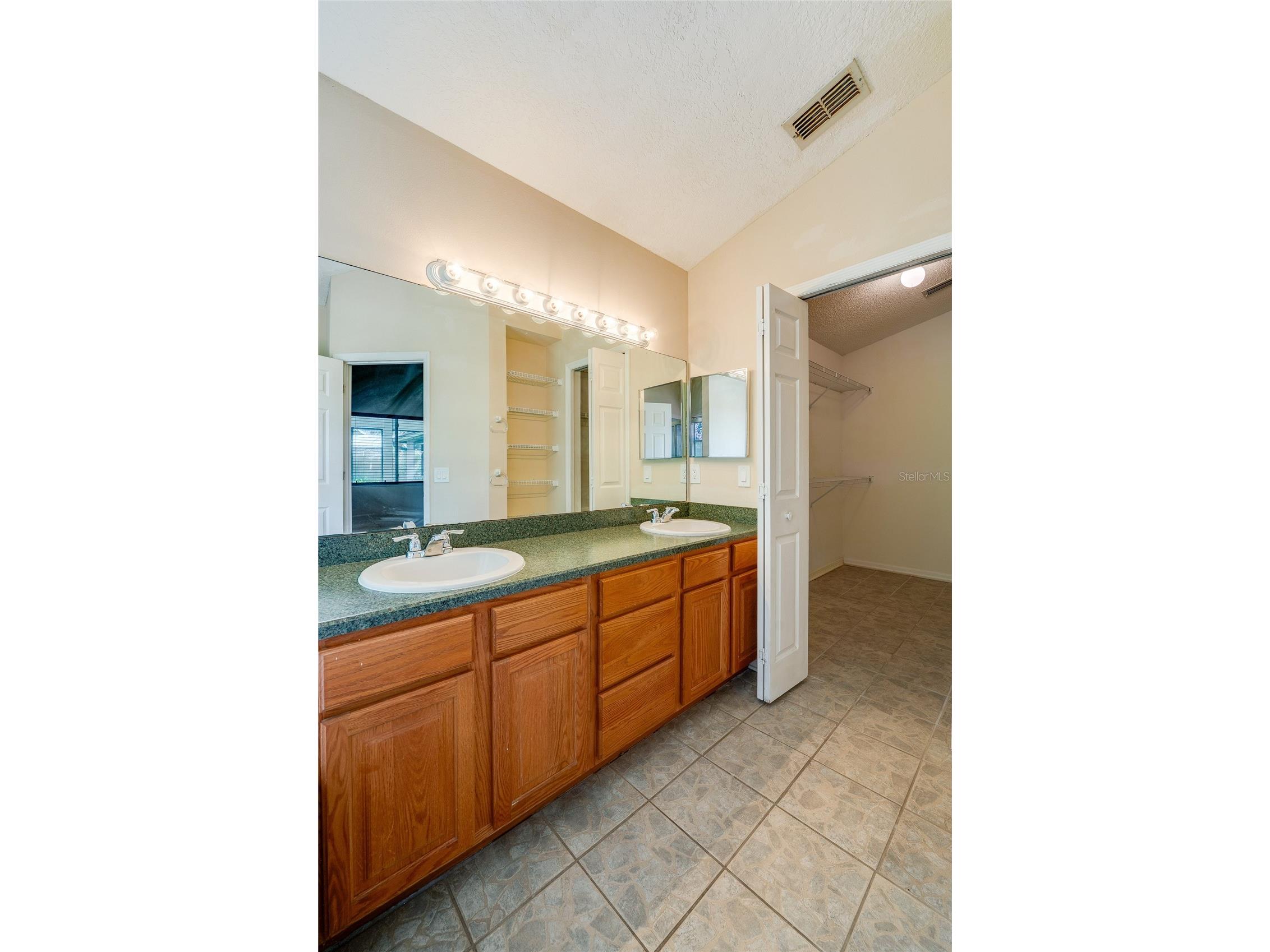 203 Live Oak Court Lake Mary FL 32746 V4949263 image19