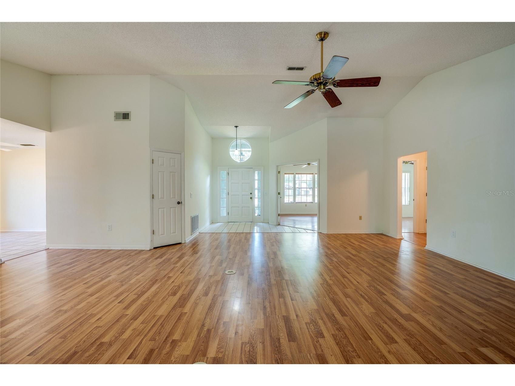 203 Live Oak Court Lake Mary FL 32746 V4949263 image5