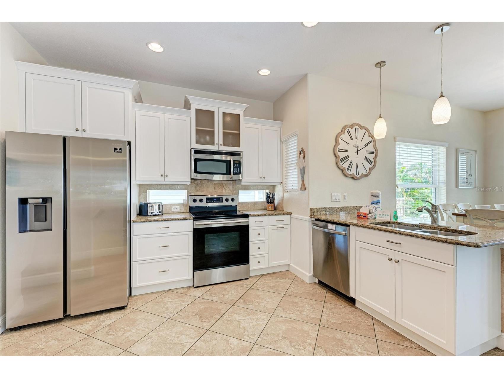 203 N Harbor Drive Holmes Beach FL 34217 A4678835 image18