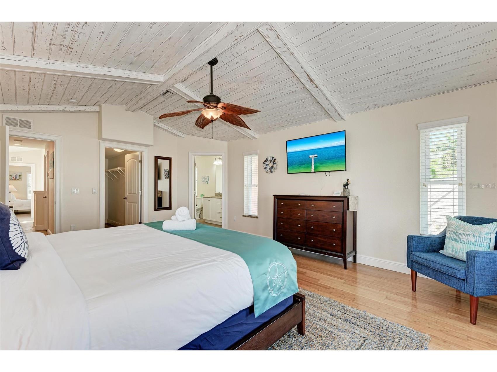 203 N Harbor Drive Holmes Beach FL 34217 A4678835 image45