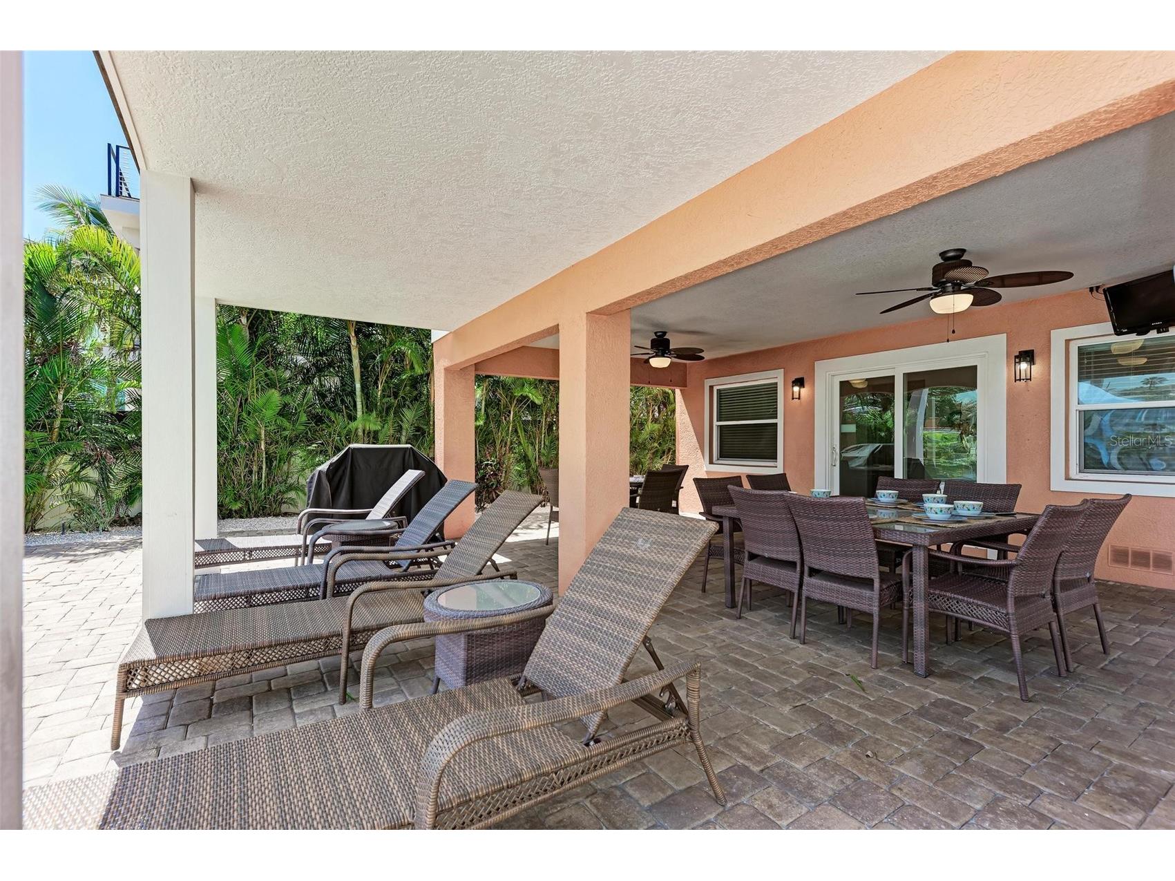 203 N Harbor Drive Holmes Beach FL 34217 A4678835 image56