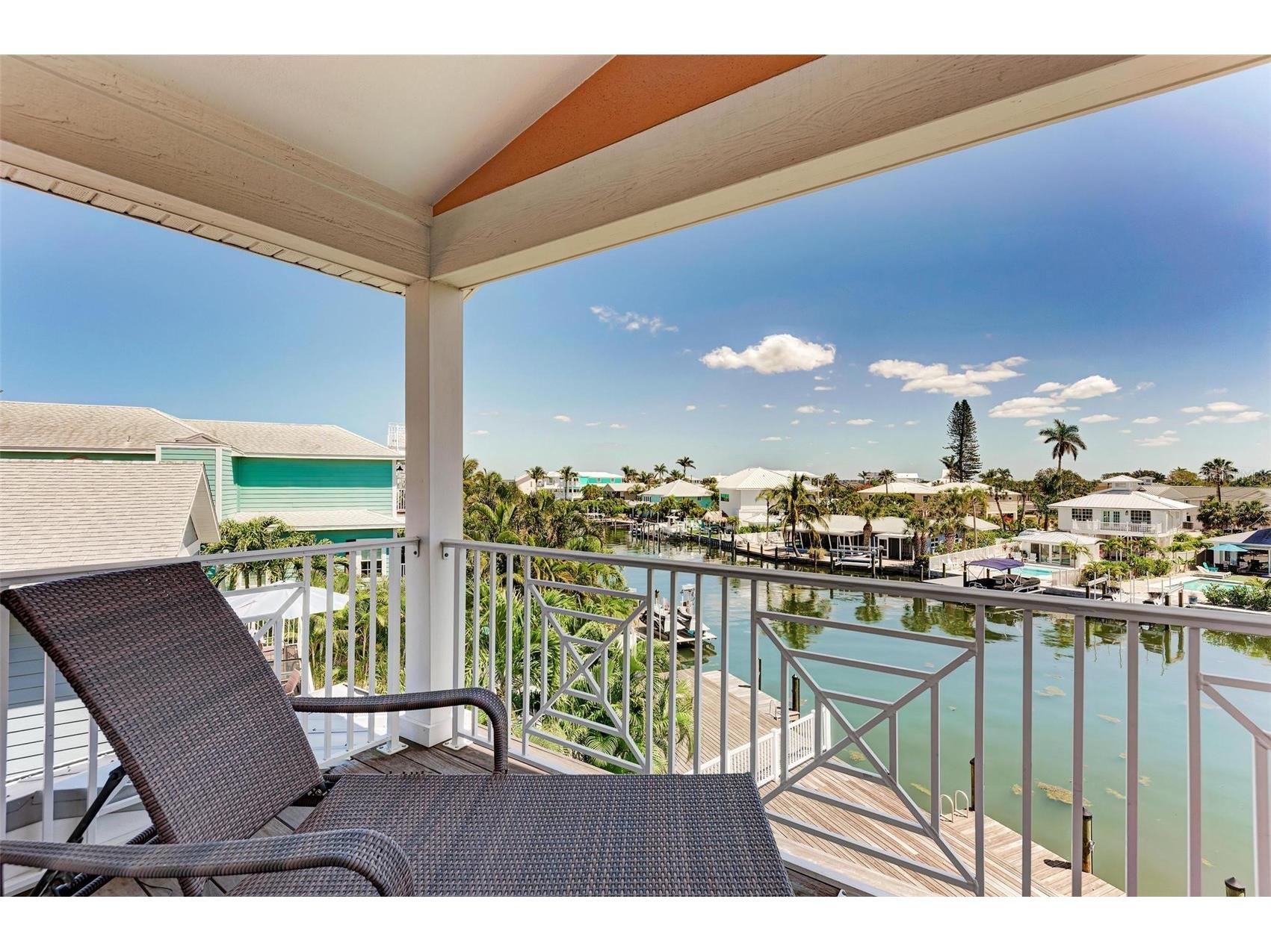 203 N Harbor Drive Holmes Beach FL 34217 A4678835 image8