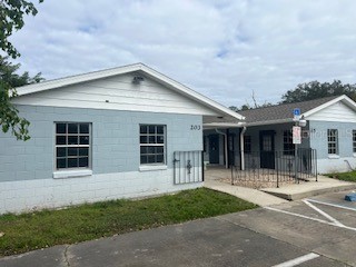 203 N Industrial Drive Orange City FL 32763 V4939479 image1