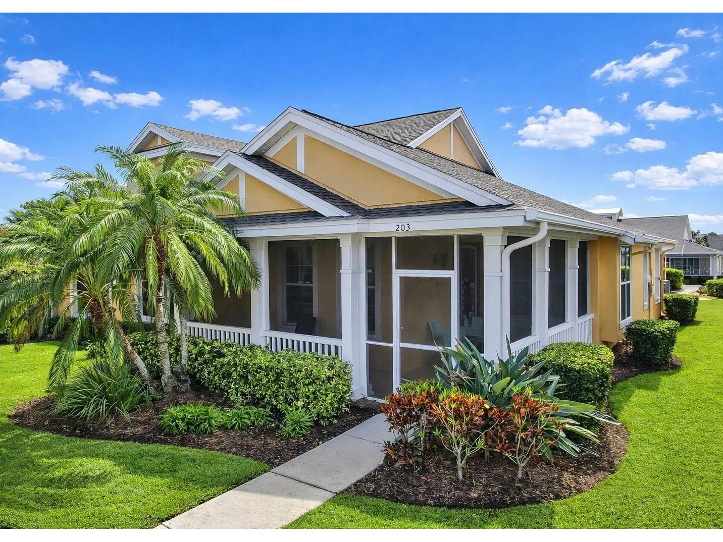 203 Oceania Court Apollo Beach FL 33572 TB8476135 image1