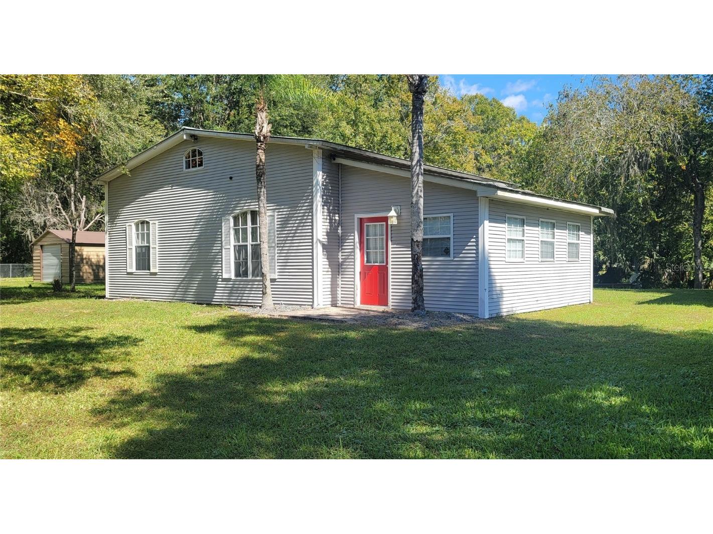 203 Palm Street Inglis FL 34449 - WITHLACOOCHEE RIVER TO GULF W7859199 image1