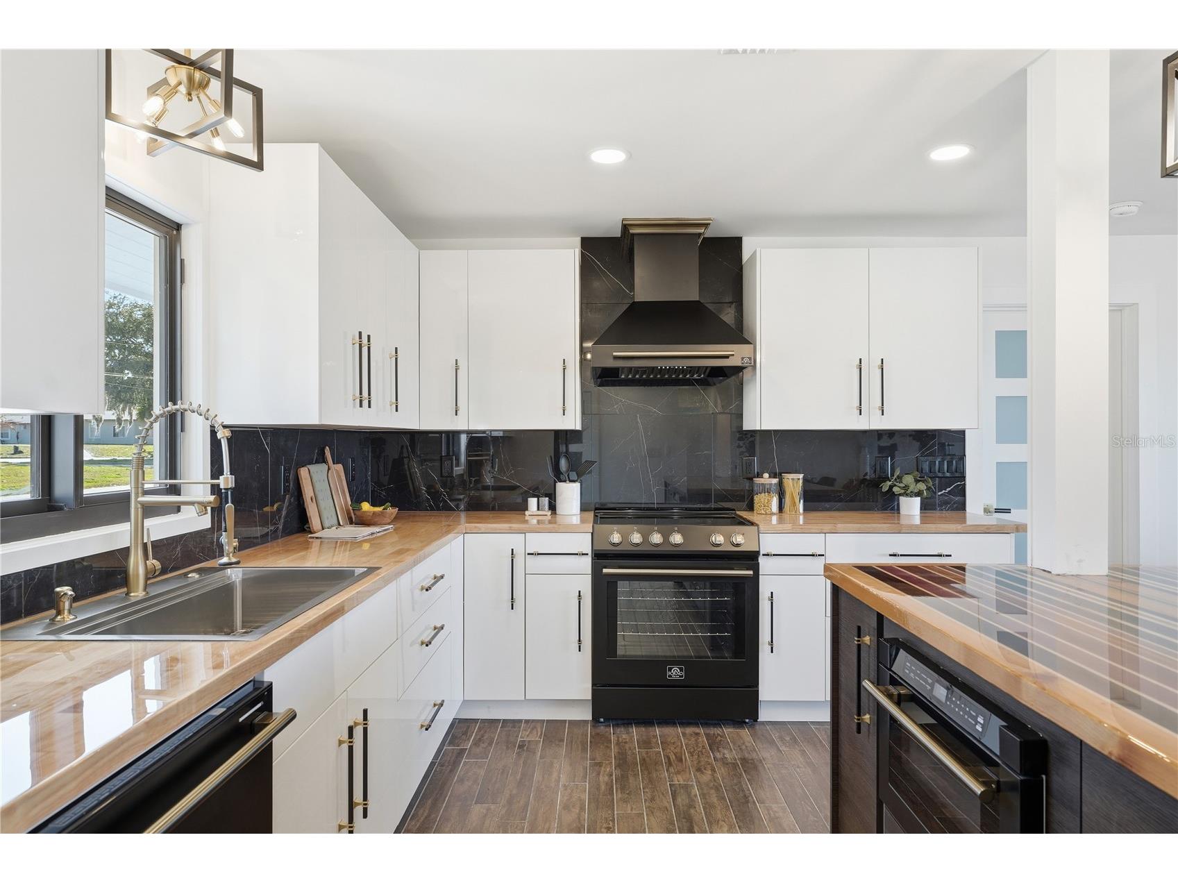203 Parkwood Lane Edgewater FL 32132 O6384798 image36