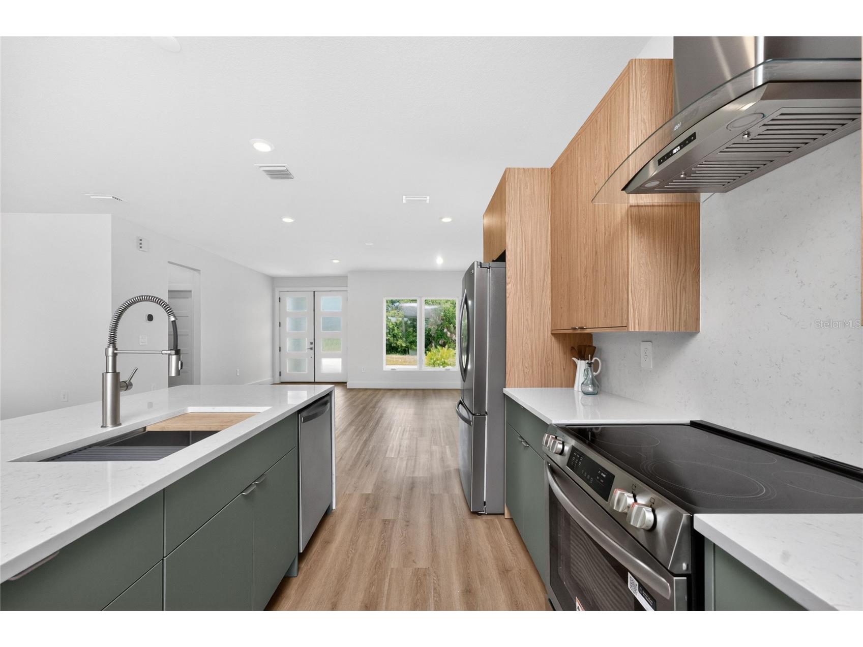 203 Redwood Road Rotonda West FL 33947 D6147613 image17