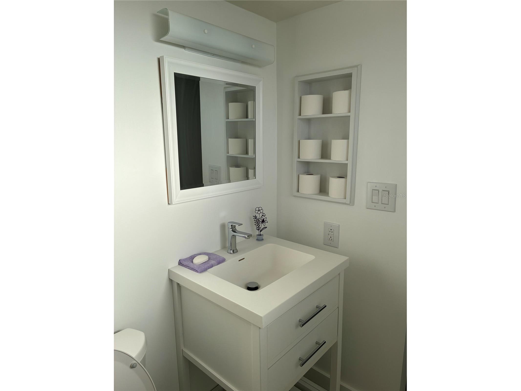 203 Rubens Drive #H Nokomis FL 34275 A4688449 image17