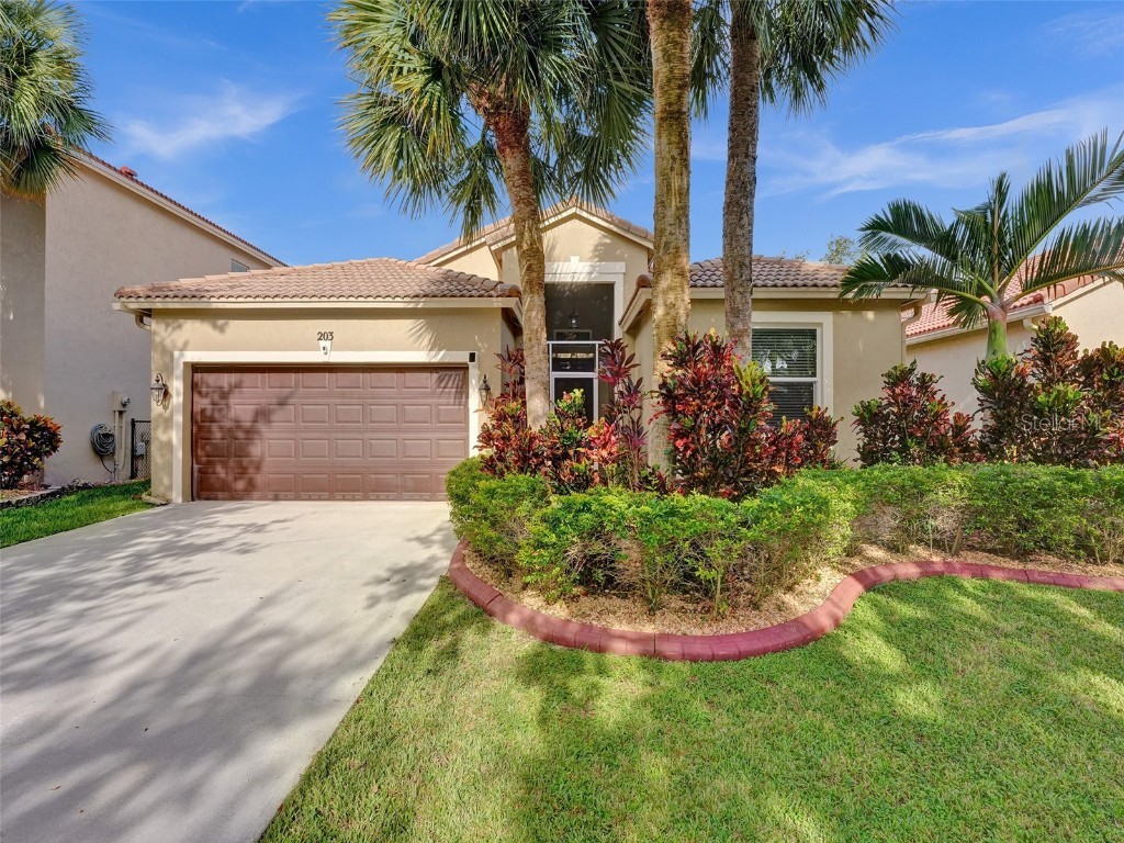 203 Seminole Lakes Drive Royal Palm Beach FL 33411 FC294193 image1