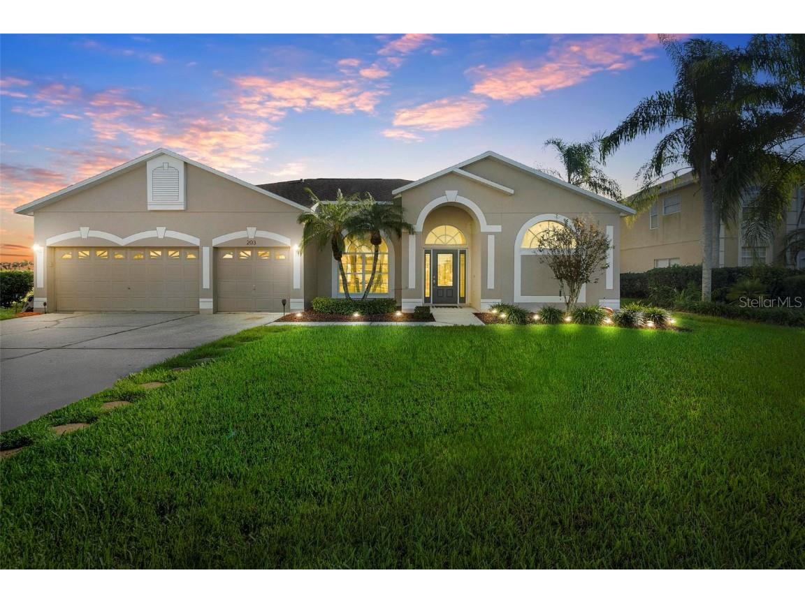 203 Strathmore Circle Kissimmee FL 34744 S5115734 image1