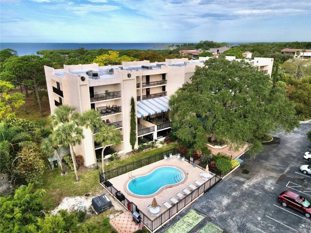 203 Tarpon Point #203 Tarpon Springs FL 34689 W7855076 image1