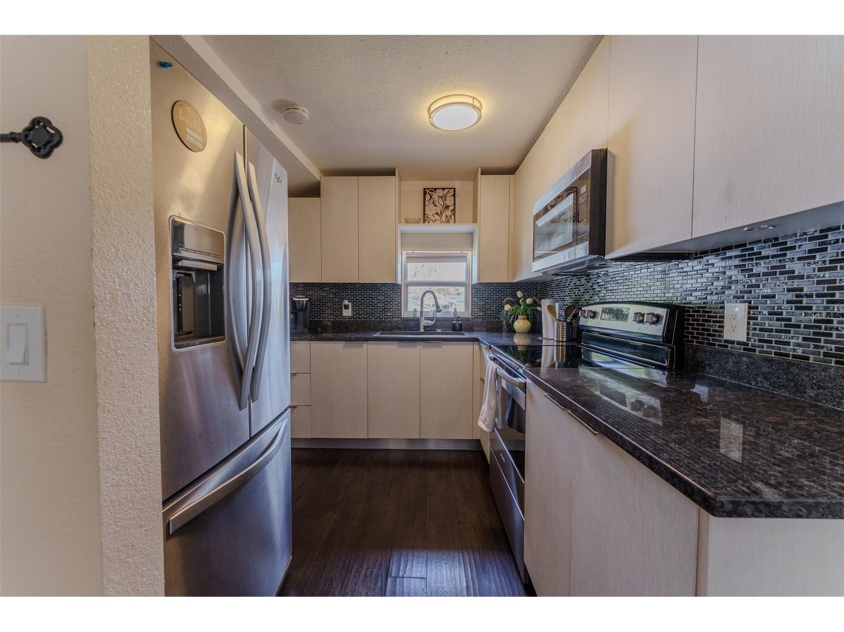203 W Crest Avenue Tampa FL 33603 TB8486670 image12