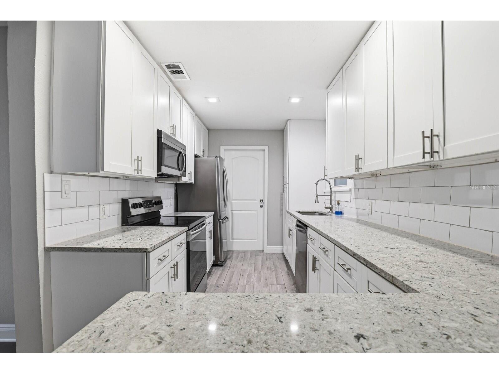 203 W Emma Street Tampa FL 33603 TB8503188 image10
