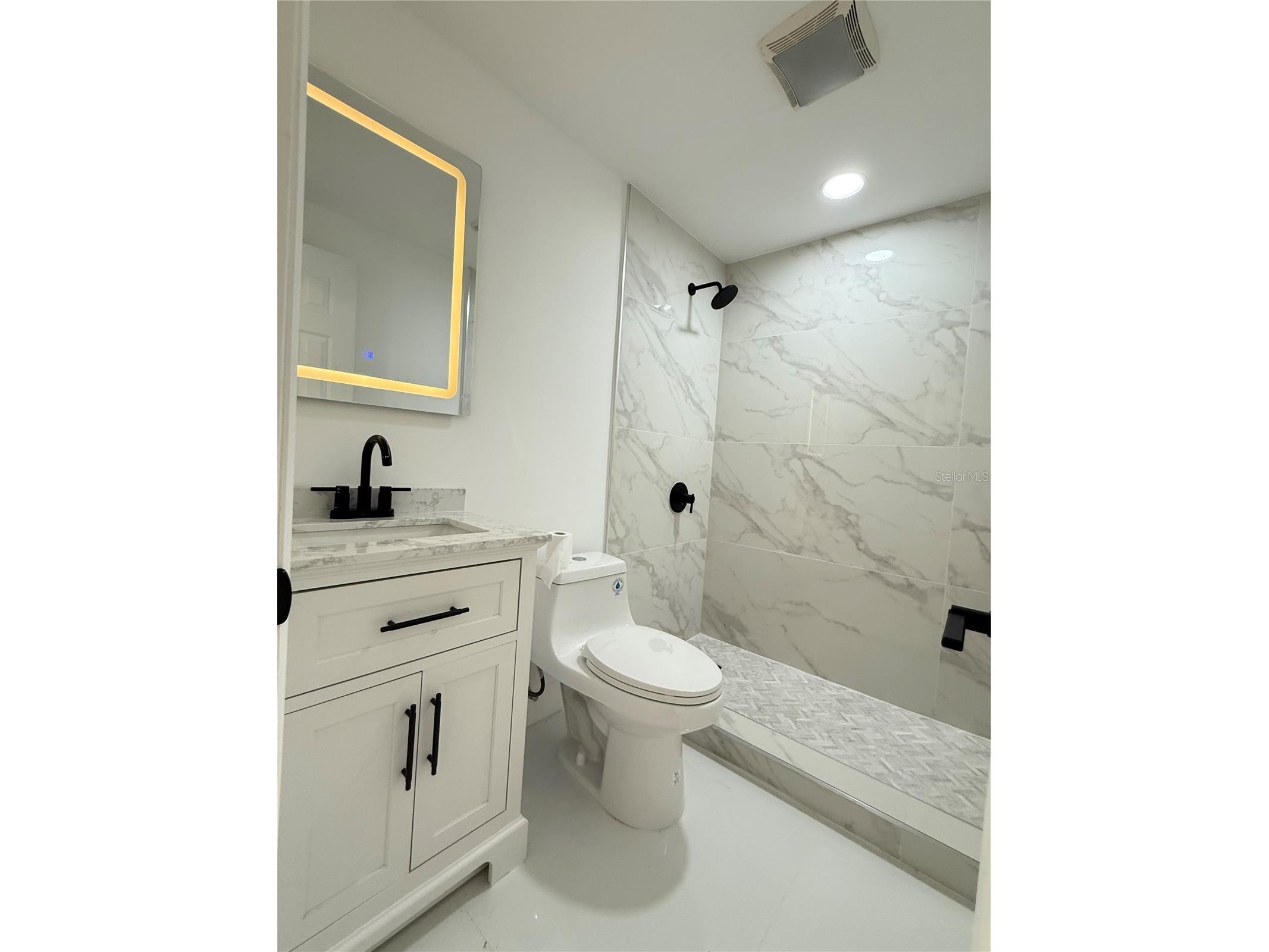 203 Waterway Circle NE Port Charlotte FL 33952 C7515677 image10