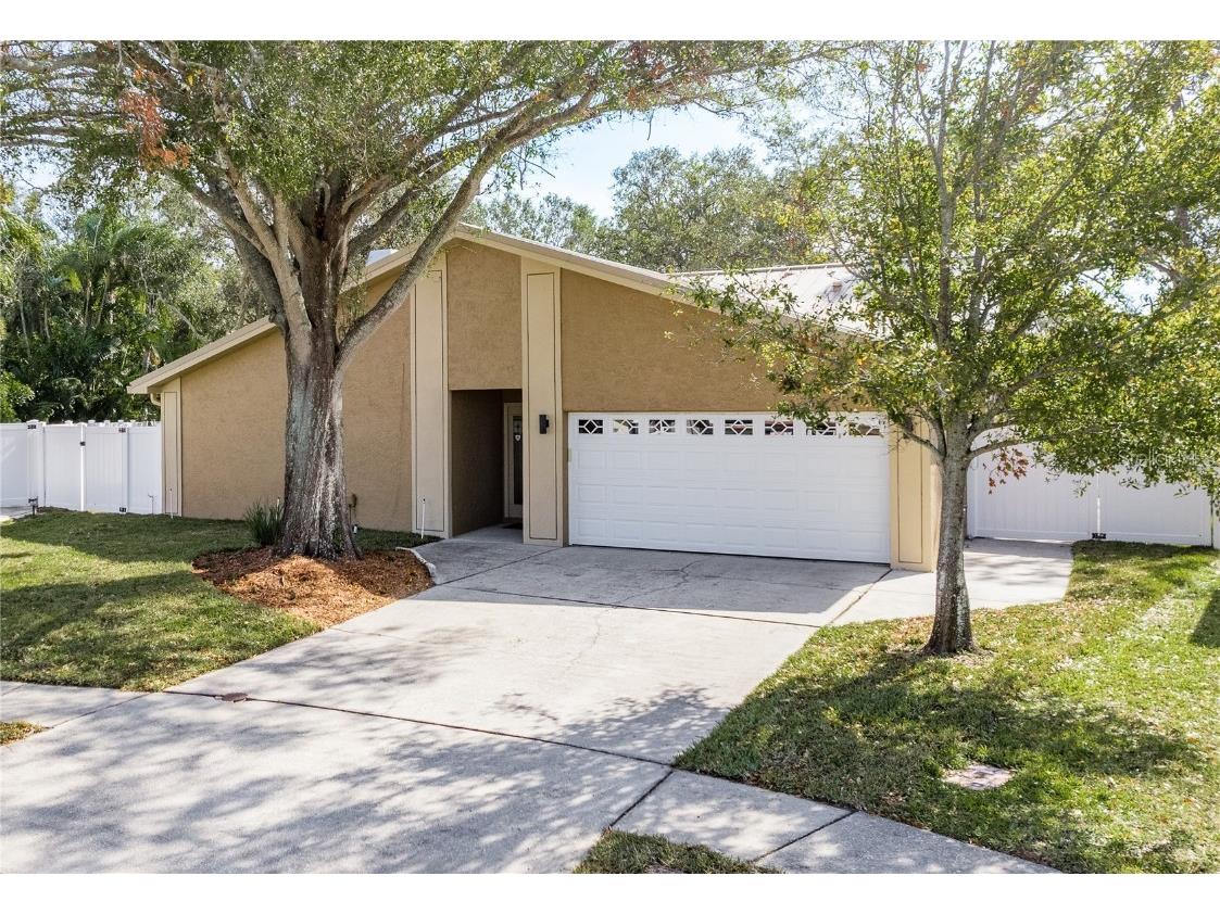 203 Whisper Lake Road Palm Harbor FL 34683 - WHISPER LAKE TB8335101 image1