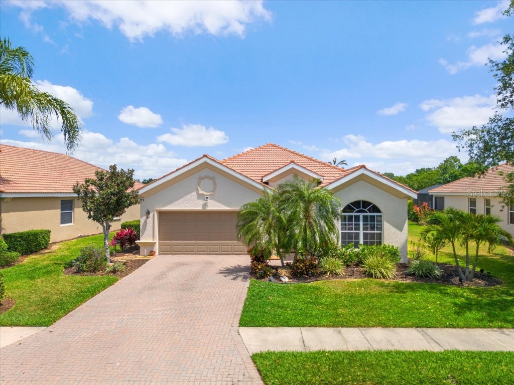 203 Winding River Trail Bradenton FL 34212 A4646187 image1