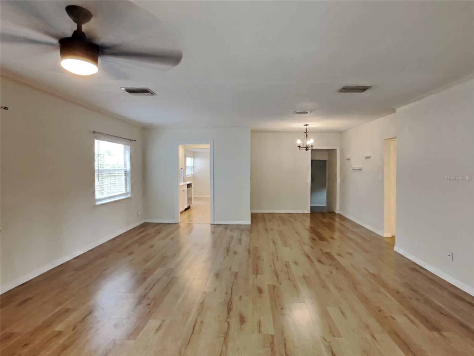 2030 12th Street N Saint Petersburg FL 33704 TB8463751 image4