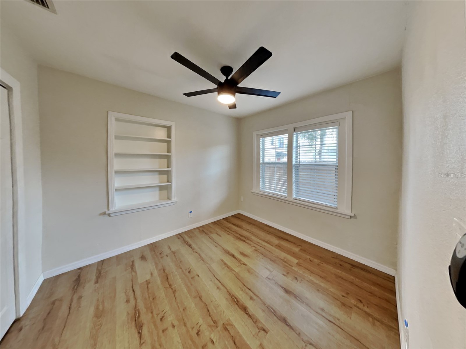 2030 12th Street N Saint Petersburg FL 33704 TB8463751 image9