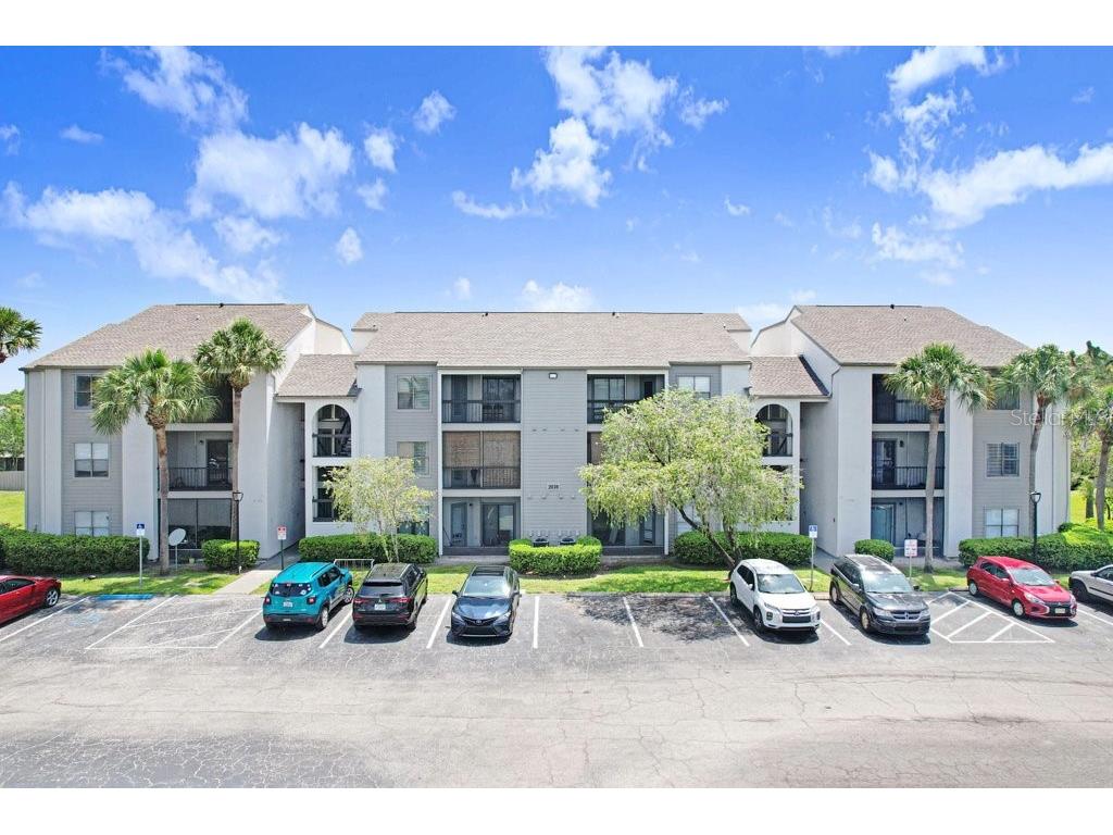 2030 Cascades Boulevard #302 Kissimmee FL 34741 L4961829 image1