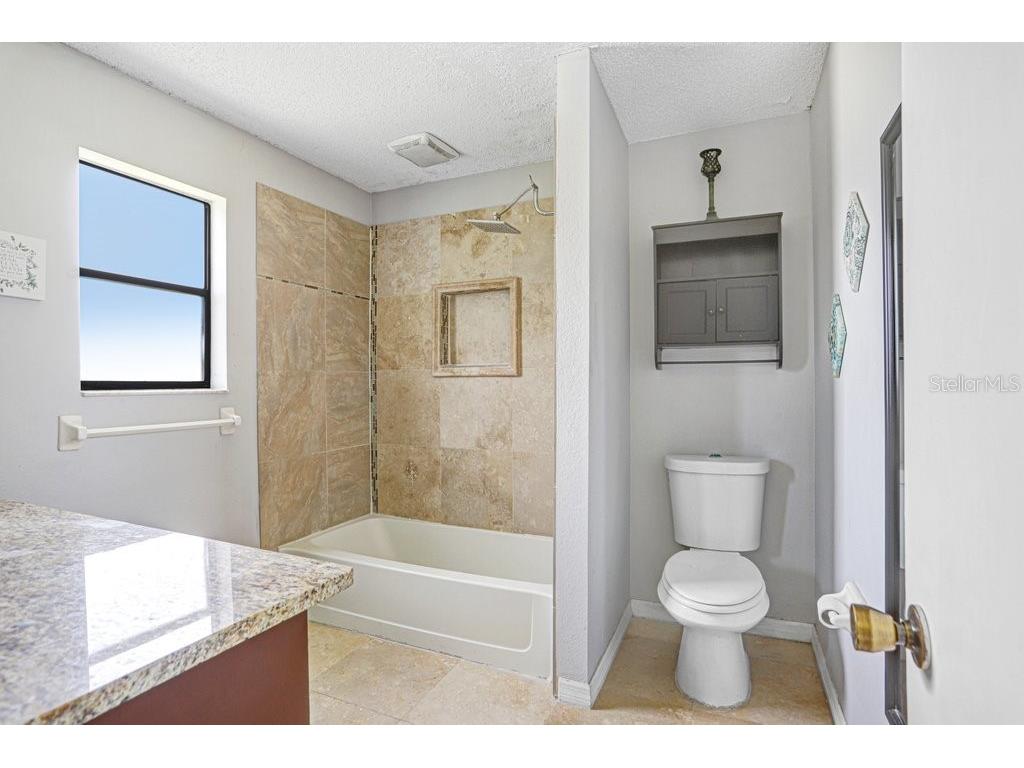 2030 Cascades Boulevard #302 Kissimmee FL 34741 L4961829 image14