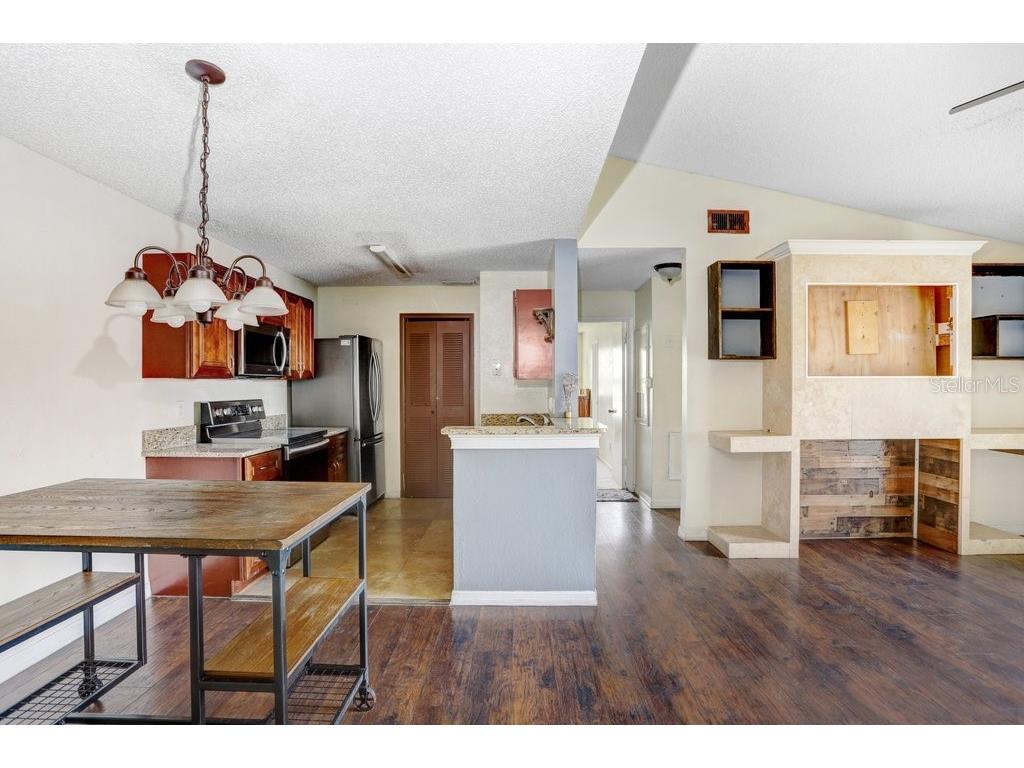 2030 Cascades Boulevard #302 Kissimmee FL 34741 L4961829 image5