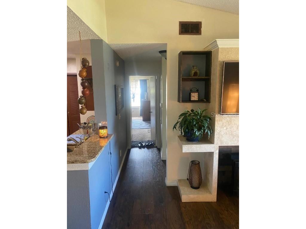 2030 Cascades Boulevard #302 Kissimmee FL 34741 O6257390 image6