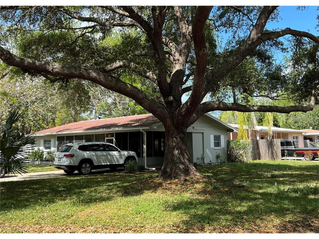 2030 Healy Dr Clearwater FL 33763 U8193279 image1